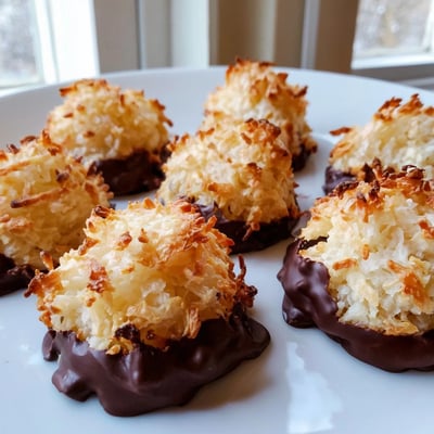 Chewy Coconut Macaroons